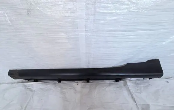 Opel Adam Sill/side skirt trim 13444847