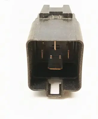 BMW 3 F30 F35 F31 Coolant fan relay 9207913 Y23136J1004X85