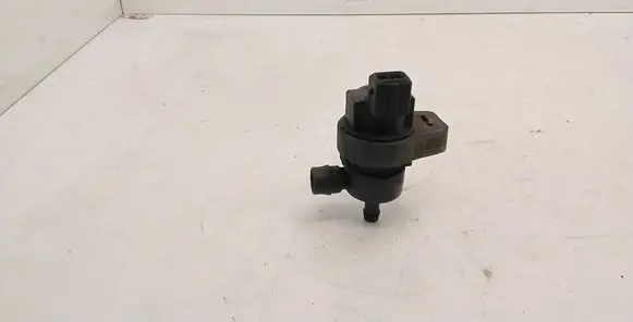 BMW 5 E39 Fuel tank valve 1433602