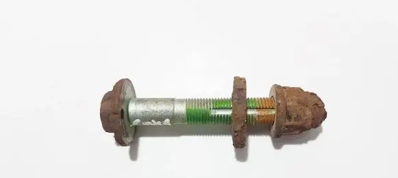 Nissan Qashqai Nuts/bolts 