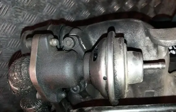 Audi A4 S4 B5 8D EGR valve 028131501E 7.21723.02
