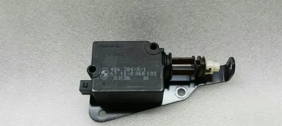 Mini One - Cooper R50 - 53 Tailgate window lock/catch/latch 8360193