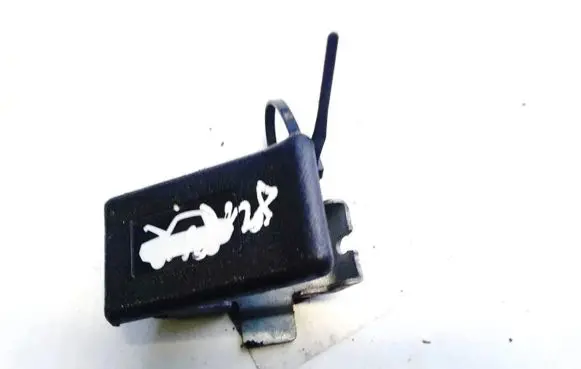 Honda FR-V Engine bonnet (hood) release handle