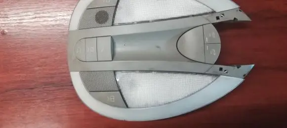 Mercedes-Benz CLS C219 Front seat light A2198200901