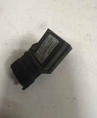 Renault Megane II Air pressure sensor 0281002573 8200194432