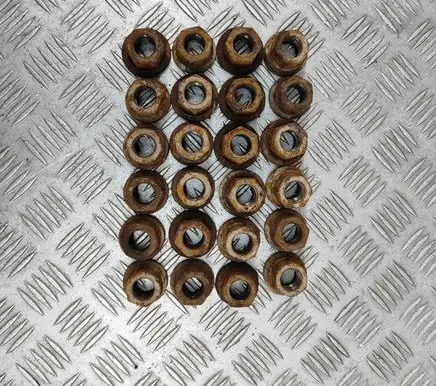 Iveco Daily 5th gen Nuts/bolts 5802812716