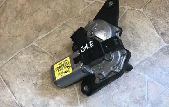 Mercedes-Benz GLE (W166 - C292) Wiper motor A2518200042