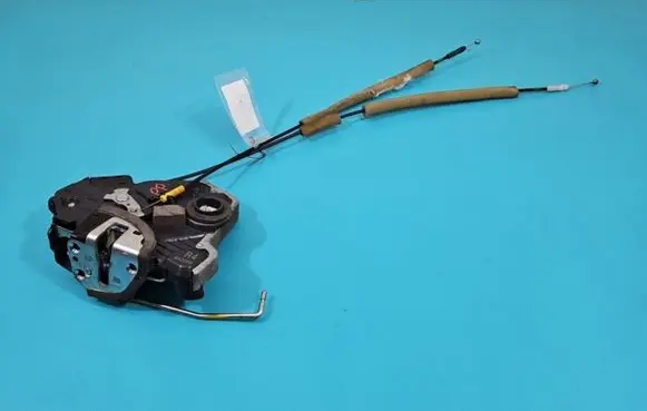 Toyota Land Cruiser (J200) Front door lock IMPRK1429762