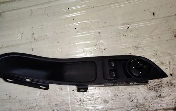 Ford Focus Electric window control switch 38010094259 DT1T14A132FA