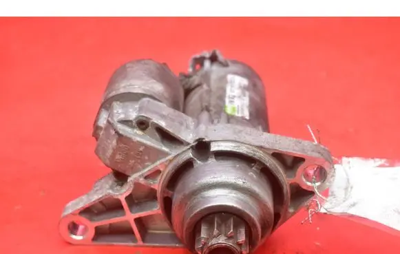 Skoda Fabia Mk2 (5J) Starter motor 02T911023S