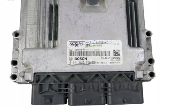 Ford Focus Engine control unit/module AV2112A650KC