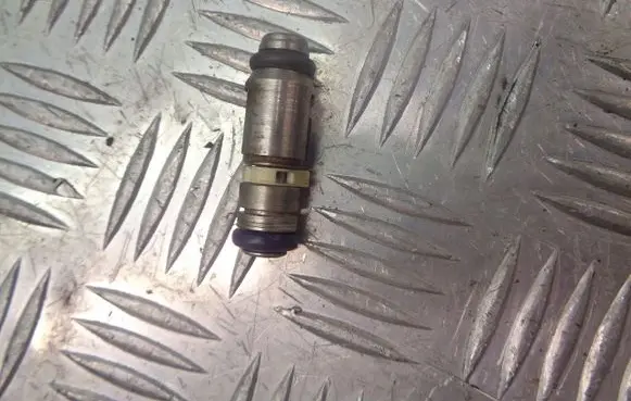 Seat Ibiza II (6k) Fuel injectors set 