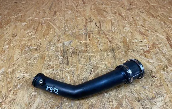 Mercedes-Benz C W205 Intercooler hose/pipe A2740980207