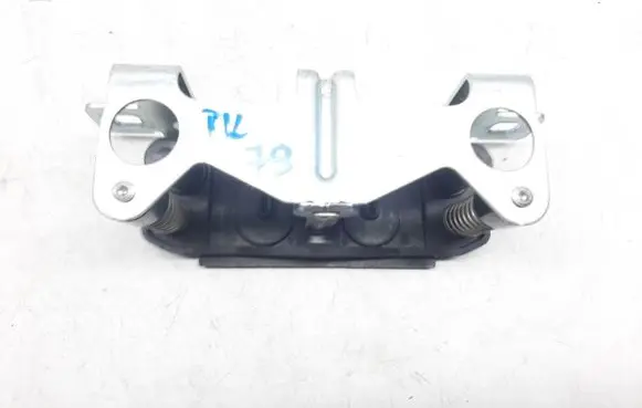 Porsche Boxster 986 Tailgate lock loop/hook striker 98151205101
