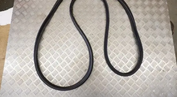 Toyota Yaris Cross Trunk rubber seal (body) 678810D240