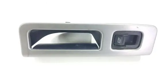 Volvo V50 Electric window control switch 30773217 W22UKNATTC47