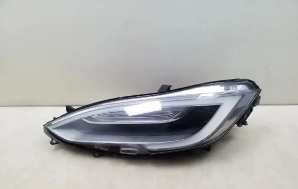 Tesla Model S Headlight/headlamp 105816900A