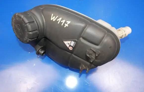 Mercedes-Benz CLA C117 X117 W117 Coolant expansion tank/reservoir A2465000049