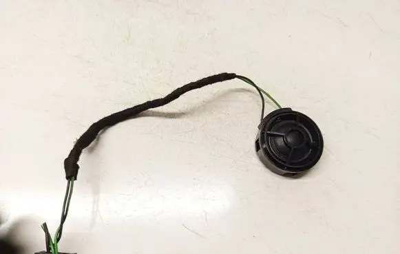 Audi A6 S6 C5 4B Front door speaker 4B0035399C