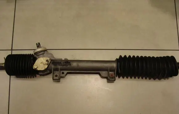 Peugeot 205 Steering rack 0004424