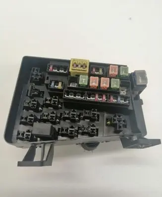 Mitsubishi Space Star Fuse box set 98600