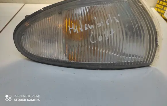 Mitsubishi Colt Front indicator light 082141537RF