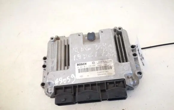 Renault Megane II Engine control unit/module 0281011776 8200391966