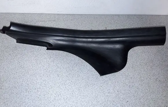 BMW 5 E60 E61 Other sill/pillar trim element 51477025009 7025009