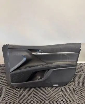 Toyota Camry VIII XV70 Front door card panel trim 69277X1423
