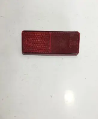 Land Rover Discovery Rear tail light reflector E11023553