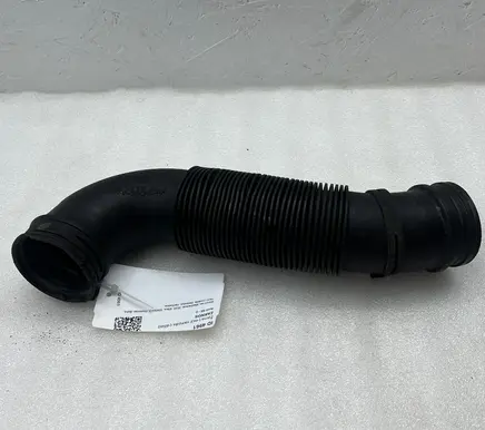 Audi Q2 - Air intake hose/pipe 5Q0129618