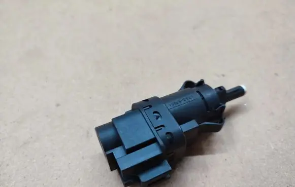 Volvo V70 Brake pedal sensor switch 3W5T13480AC