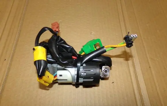 Peugeot 1007 Ignition lock