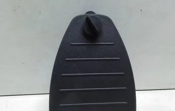 Volkswagen PASSAT B6 Hazard Warning Triangle Mounting Bracket 3C5860285