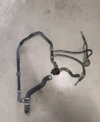 Mercedes-Benz GL X164 Engine coolant pipe/hose A1645004375