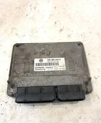 Volkswagen Polo IV 9N3 Engine control unit/module 03E906033R 5WP4422402 3PC7002