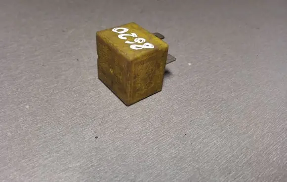 Renault Megane I Other relay 7700844253 03532