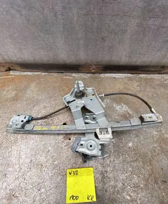 Skoda Octavia Mk1 (1U) Rear door manual window regulator 