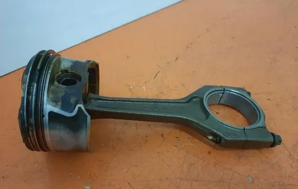 BMW 3 E46 Piston 7504419