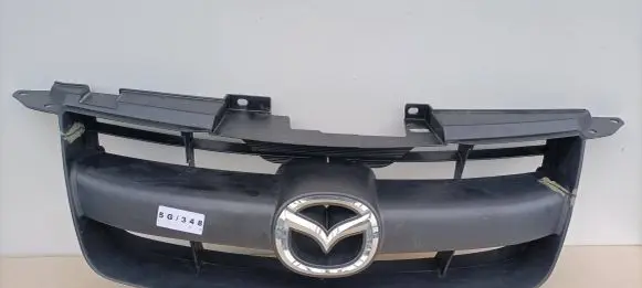 Mazda BT-50 Front bumper upper radiator grill UR5650712