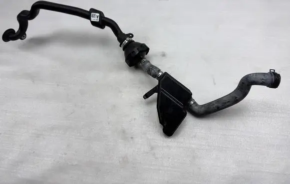Ford Mustang VI Brake vacuum hose/pipe JR3C9P437CD JR3C9P437