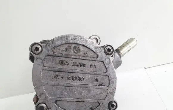 Mercedes-Benz Vito Viano W639 Vacuum pump A6462300165
