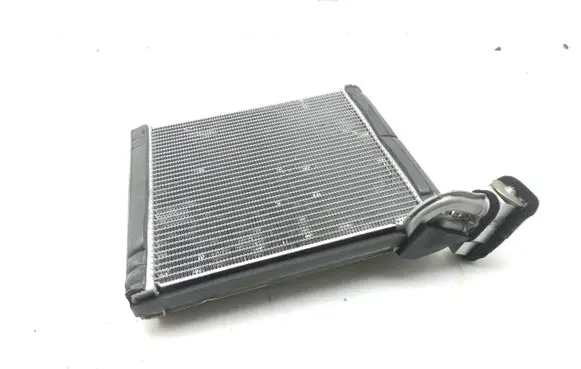Toyota Auris 150 Air conditioning (A/C) radiator (interior) 05J03C6092