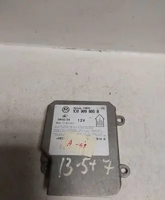 Volkswagen PASSAT B5.5 Airbag control unit/module 1C0909605B 5WK43124