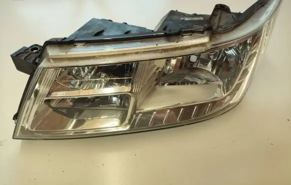 Fiat Freemont Headlight/headlamp 05067789AC