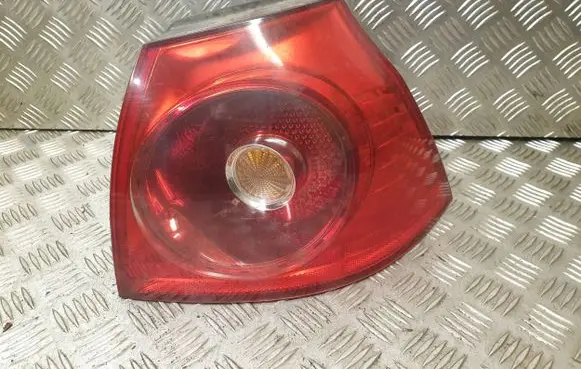 Volkswagen Golf V Rear/tail lights 1K6945096E