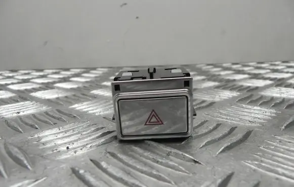 Jaguar I-Pace Hazard light switch J9D311K656AB T5928