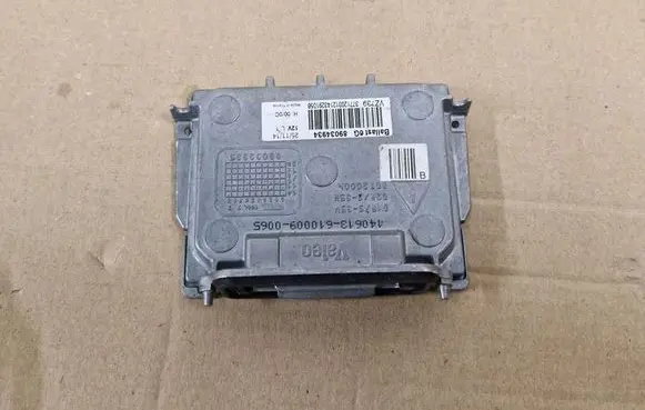Renault Laguna III Xenon control unit/module 89034934