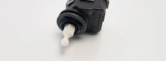 Skoda Fabia Mk1 (6Y) Headlight level adjustment motor 6Y0941295