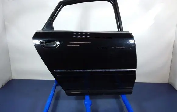 Audi A8 S8 D3 4E Rear door 